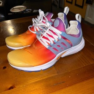 Nike presto, size small. (Women’s size 9)